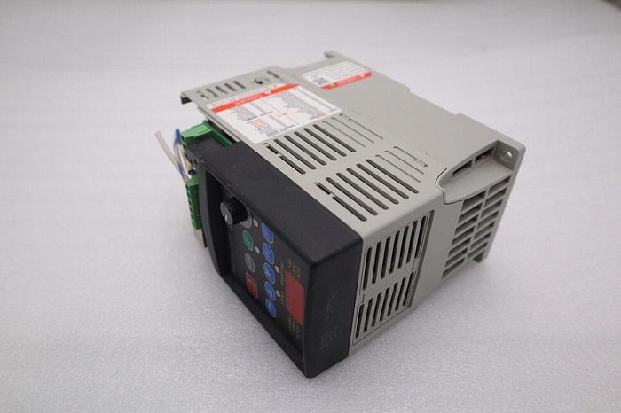 Used Allen Bradley 22A-D2P3N104 /A PowerFlex 4 AC Drive 1HP 3Ph 480V STOCK 5730