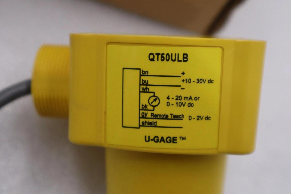 Used BANNER ENGINEERING QT50ULB ULTRASONIC SENSOR - STOCK GF134A