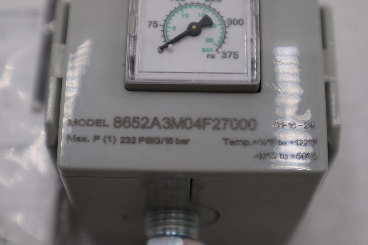 Used ASCO 8652A3M04F27000 / 8652A3M04F27000 NEW UNIT NO BOX STOCK H271A