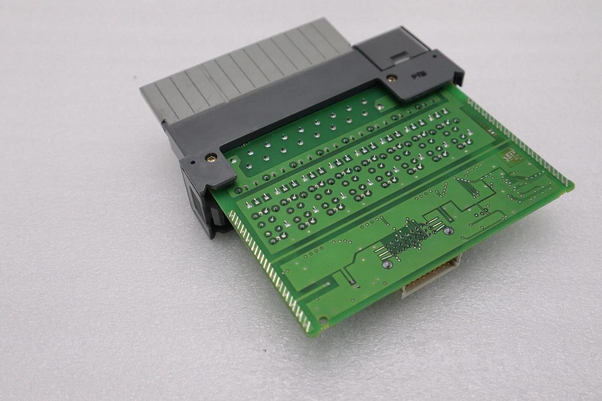 Used Allen Bradley 1746-OB16 Ser. D SLC 500 16-Point DC Output Module STOCK K-101-D