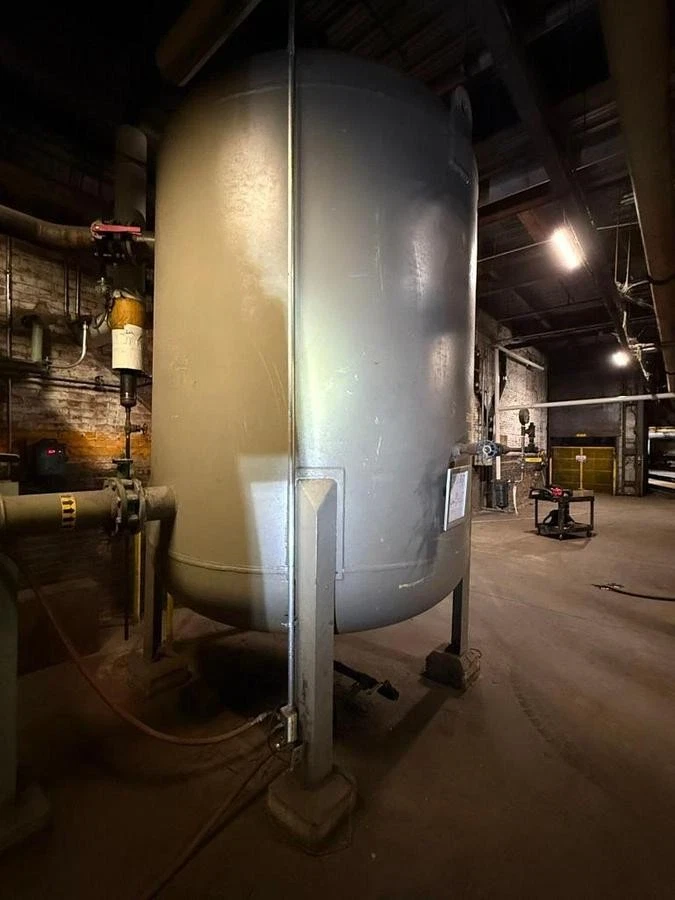 Used 3,000 GALLON AIR TANK NATIONAL BOARD PRESSURE VESSEL