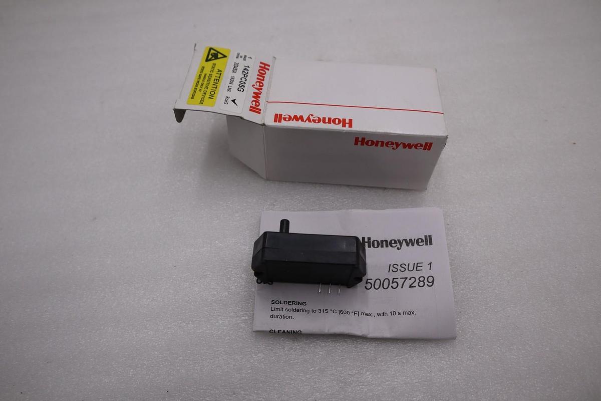 Used NEW OPEN BOX Honeywell 142PC05G Sensor Pressure Type Caliper STK H999A