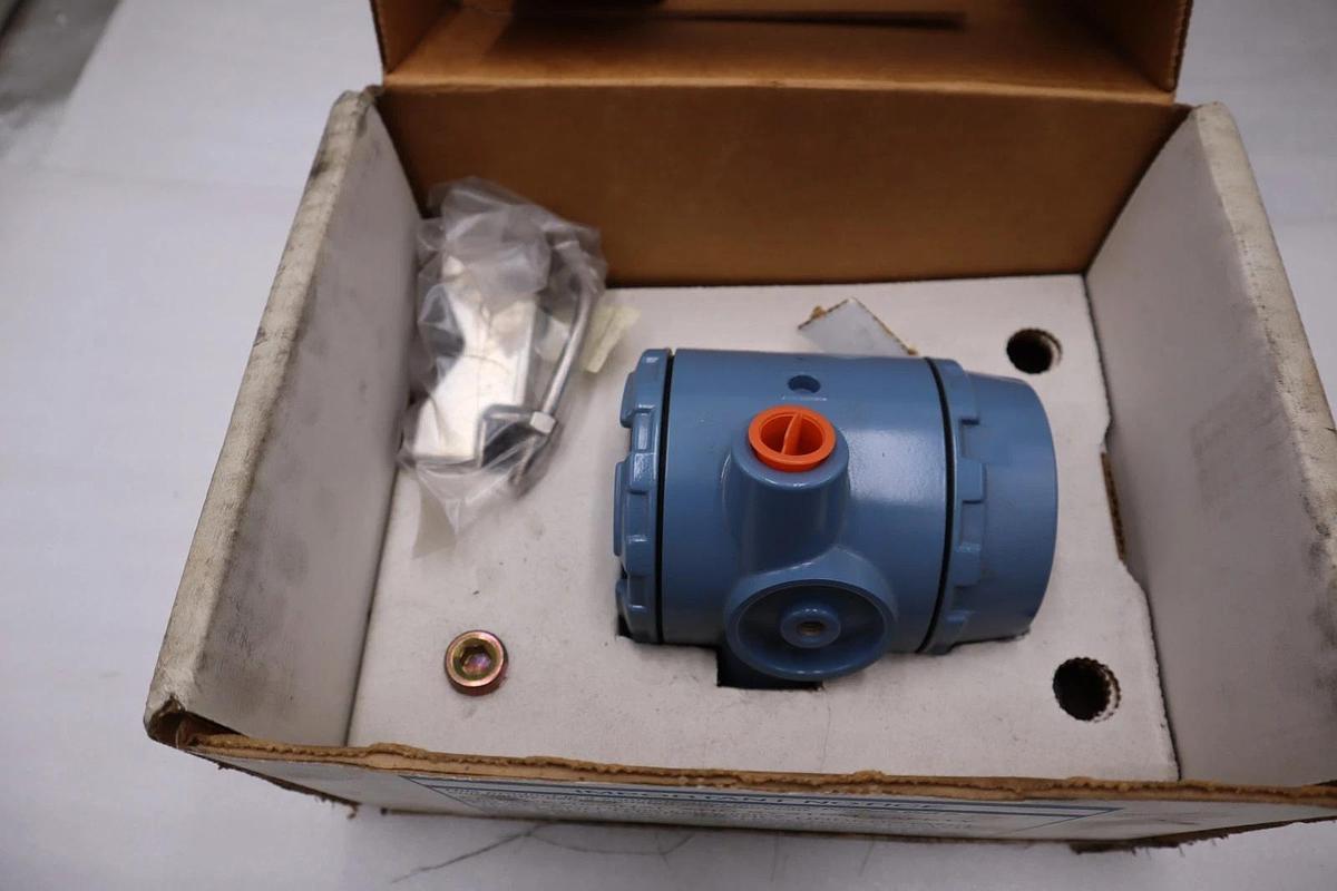 Rosemount 3144P D1A1NAB4M5/ 3144PD1A1NAB4M5 SMART TEMPERATURE TRANSMITTER 3096CC