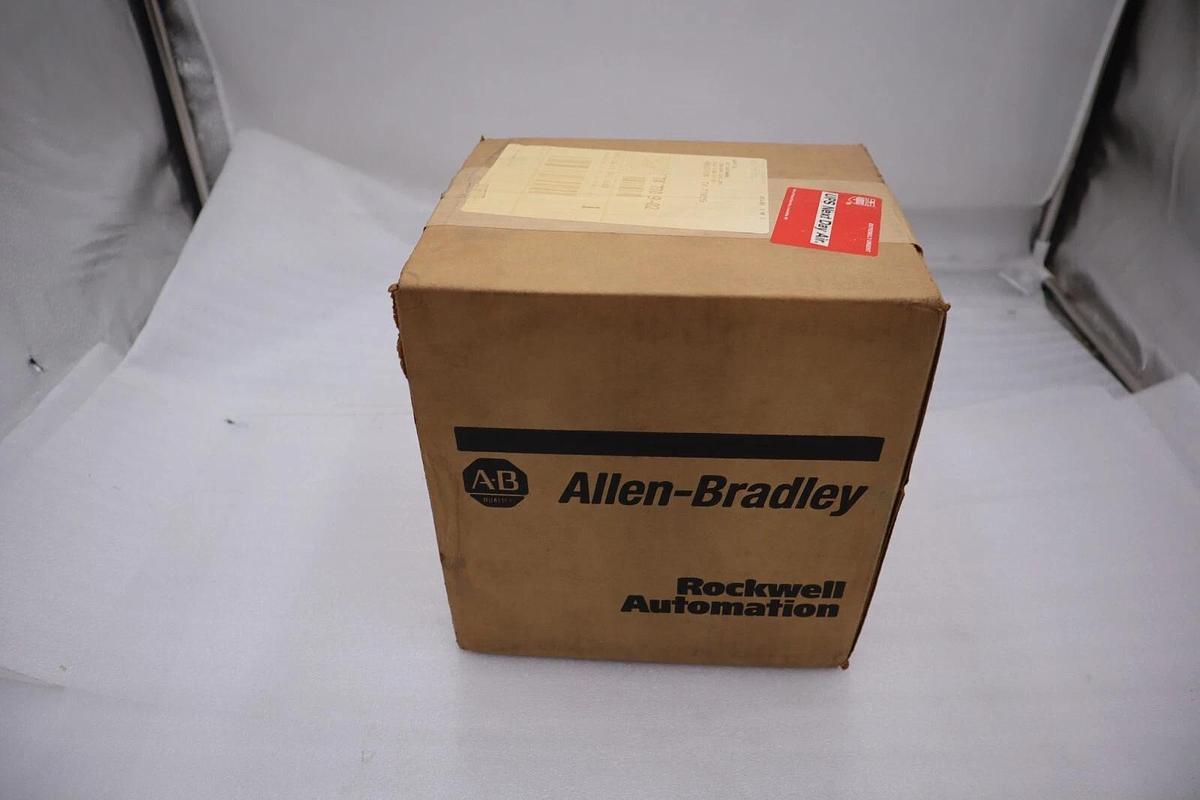 ALLEN BRADLEY 100-B180ND3 SER. B 110/120V 180A NEW IN BOX STOCK H33
