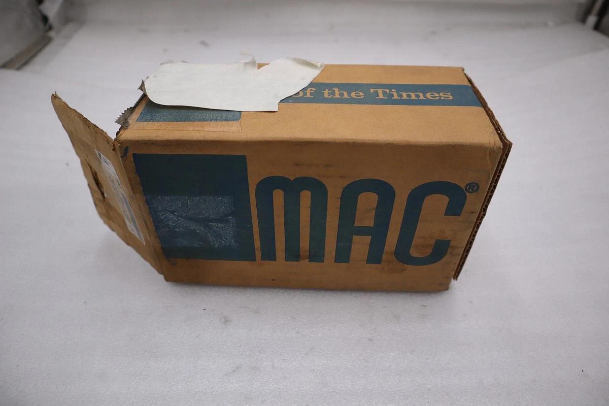 NEW OPEN BOX MAC VALVE 82A-AA-BKA-TM-DFFP-3DL STK 5218CC