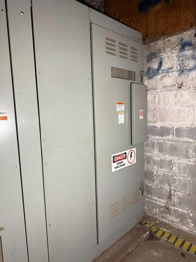 Used DYNAPOWER 2000 kVA 13800 Delta to 600Y 3PH Dry Type Transformer Copper Windings