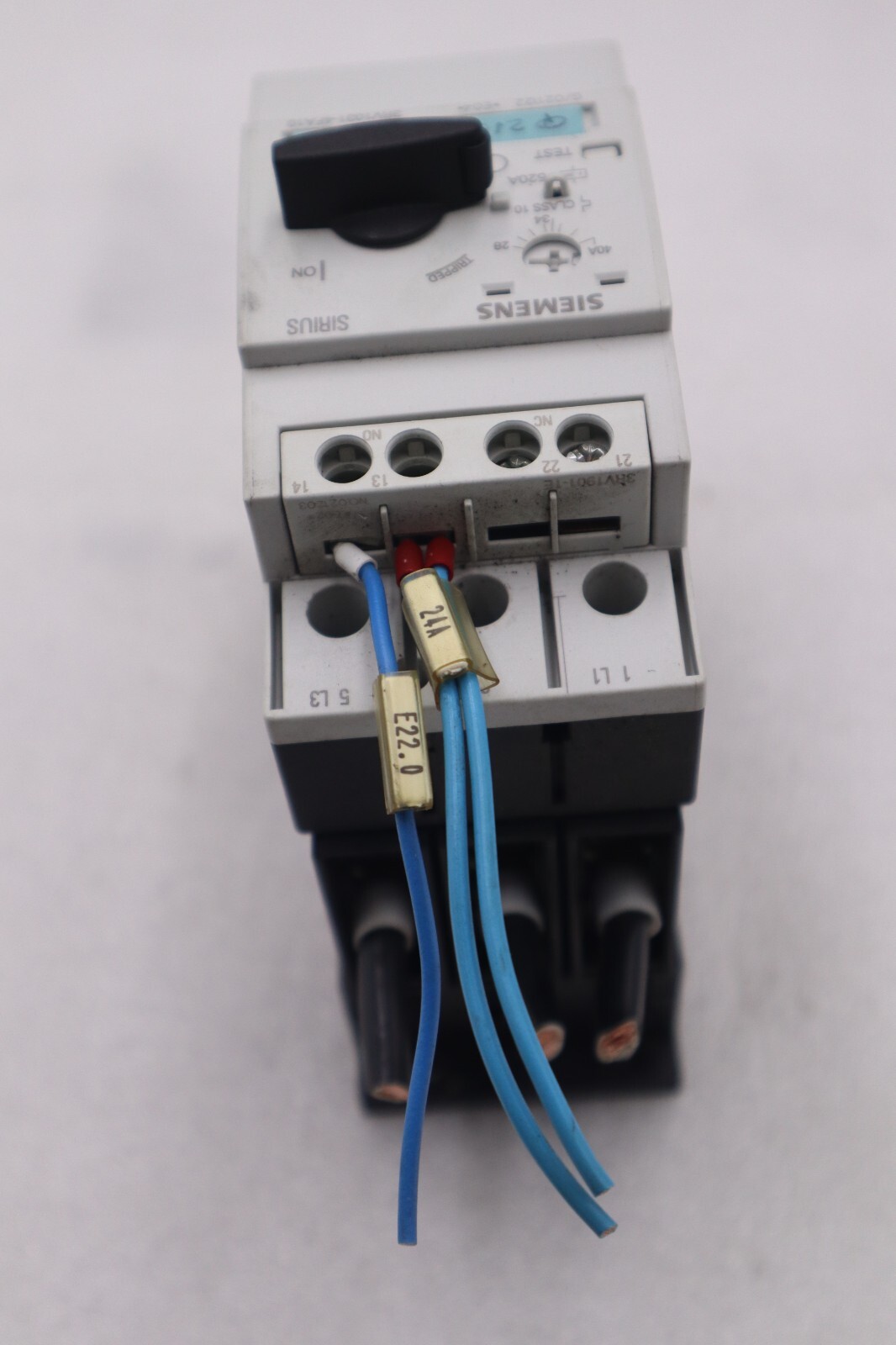 Used Siemens 3RV1031-4FA10 Motor Protection Circuit Breaker 28~40A STOCK K-3823
