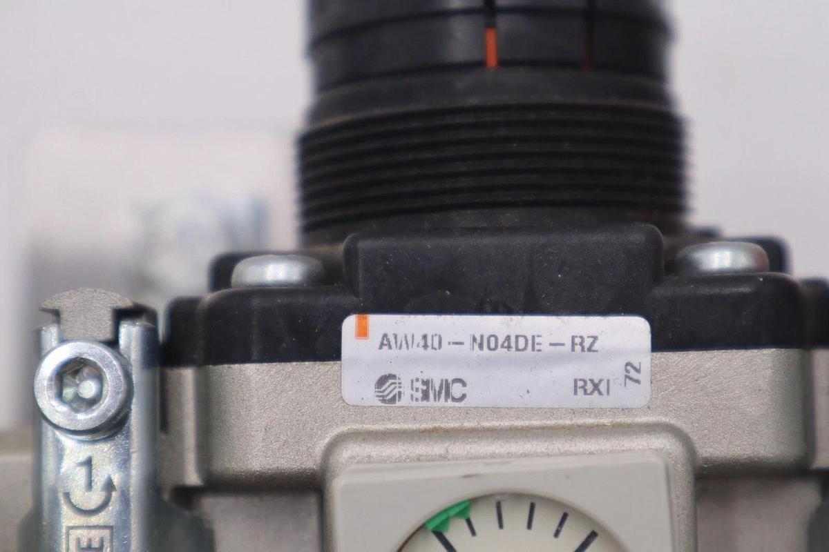 Used SMC AW40-N04E-RZ/ VHS40-N04-Z/ NAV400-N04-5DZ UNIT STOCK 5069