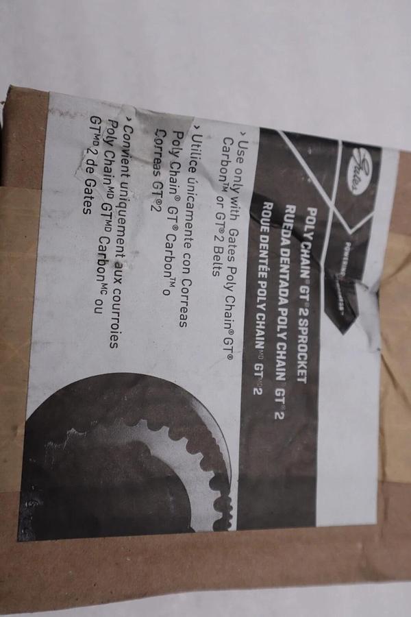 Used NEW GATES 8MX-40S-36 2012 SPROCKET STOCK H699A