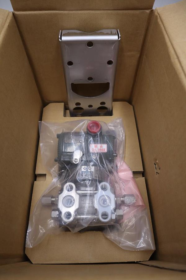 Used YOKOGAWA EJA110E-JMS4G-912EB/FF1/D1/K2/N4 / EJA110EJMS4G912EBFF1D1K2N4 NEW #G126