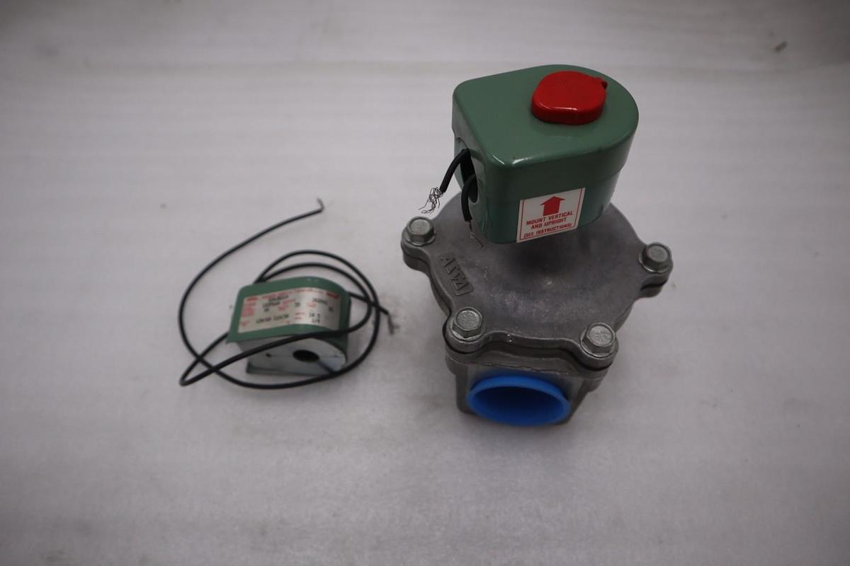 ASCO SOLENOID VALVE 1/4" 110/120V. COIL 8262B210 - NEW IN BOX - STOCK GF1372
