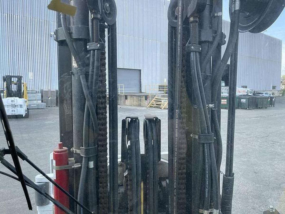 Used 12,000 POUND HYSTER MODEL S120FTPRS ENCLOSED CAB ROLL CLAMP FORKLIFT MFG. 2017