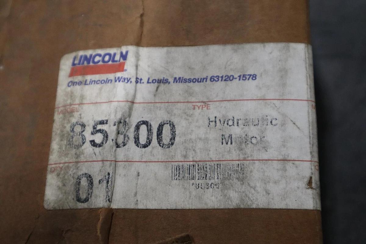 LINCOLN INDUSTRIAL 85300 HYDRAULIC MOTOR NEW WITH BOX STOCK HS9