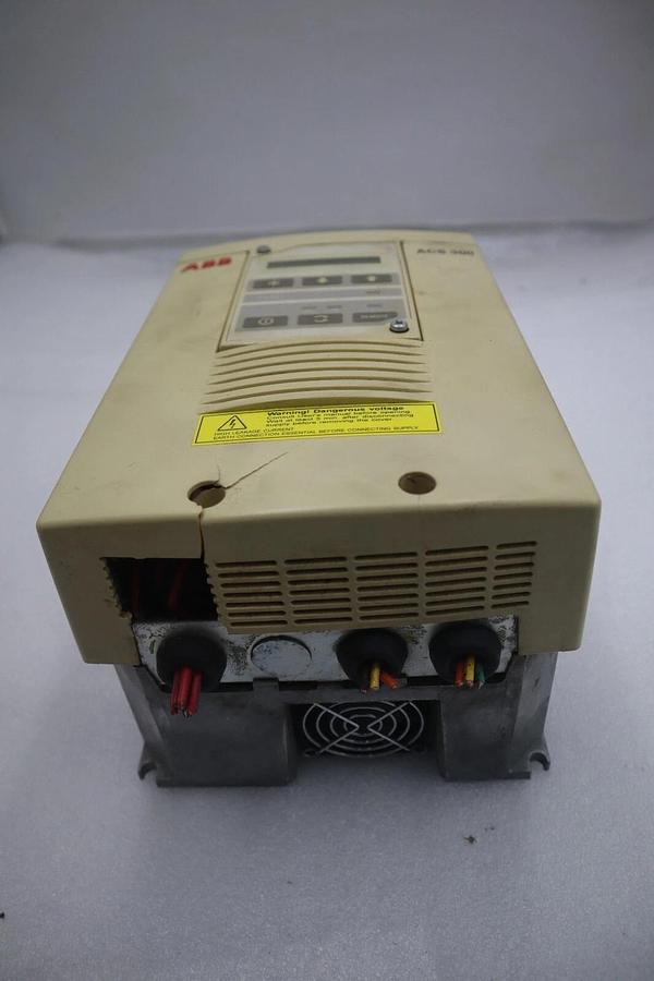 Used ABB ACS300 ACS311-2P7-3 AC DRIVE * USED * STOCK 4319