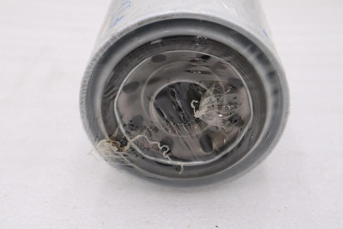 Used LOT OF 9     NEW OPEN BOX Donaldson P556005  Hydraulic Filter STK H960