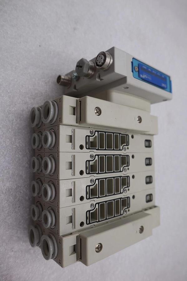 SMC SS5V3-W10S1DAND-04B-C8 / SS5V3W10S1DAND04BC8 (BRAND NEW) STOCK K-2484