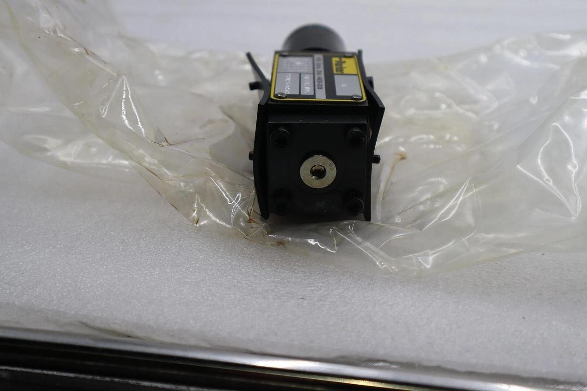 Used PARKER PRDM Series Pressure Reducing PRDM2BB16SVS  HYDRAULIC VALVE  STOCK L-553