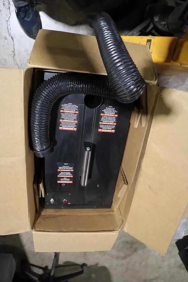 Used ACE INDUSTRIAL PRODUCTS 73-200 AIR FILTER 120 V NEW IN BOX STOCK HS6