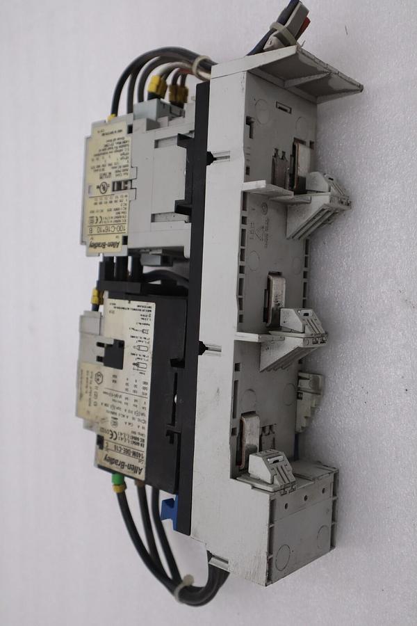 Used ALLEN BRADLEY 140M-D8E-C16 CIRCUIT BREAKER WITH 100-C16*10 CONTACTOR STOCK 4825A