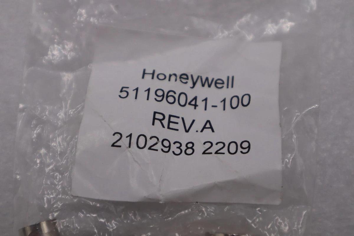 Used Honeywell 51196041-100 LCN T Connector Set REV A  STOCK H1602A