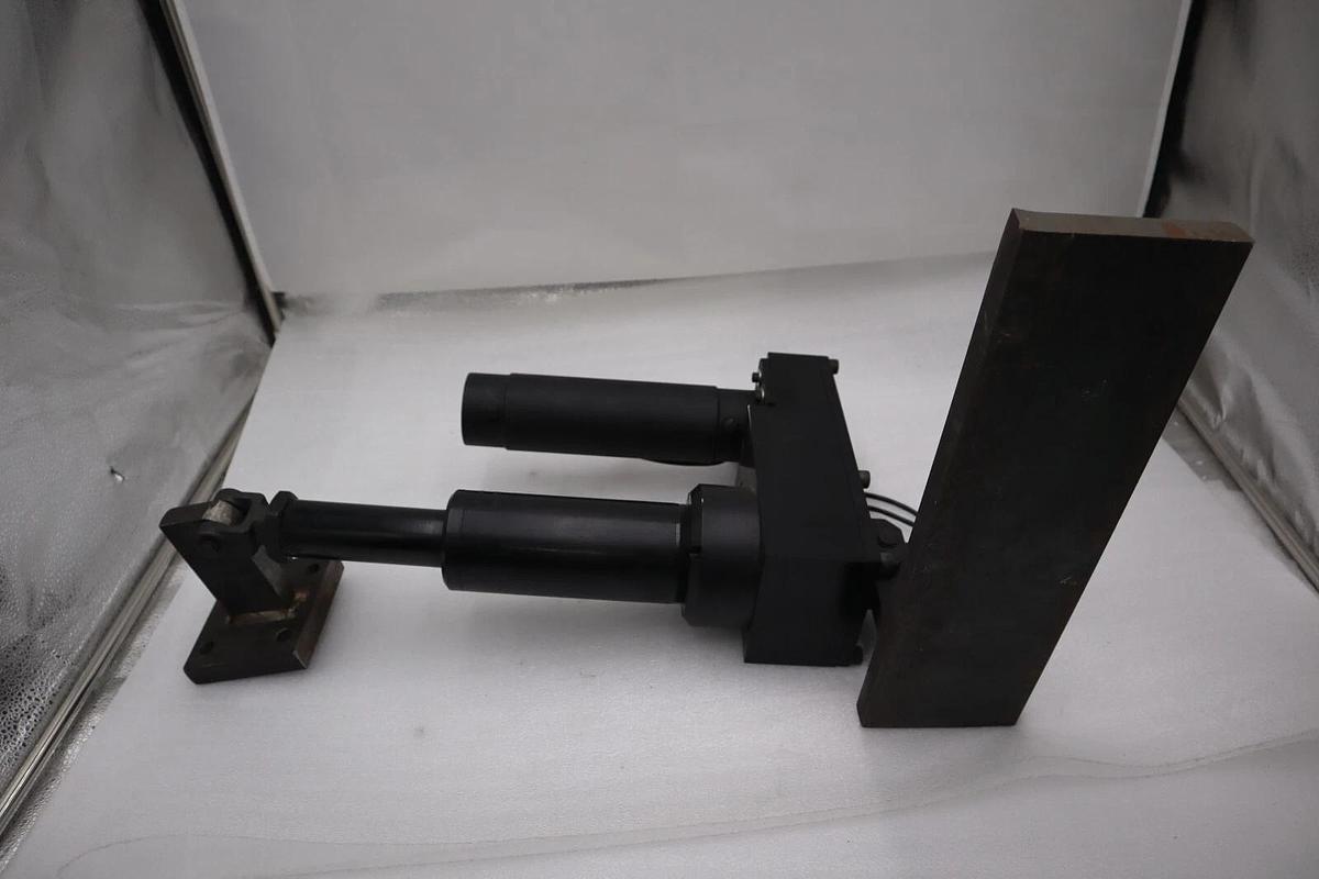 Used FIFE ASSEMBLY LAB-10-7-4-A SERVO MOTOR STOCK 1478A