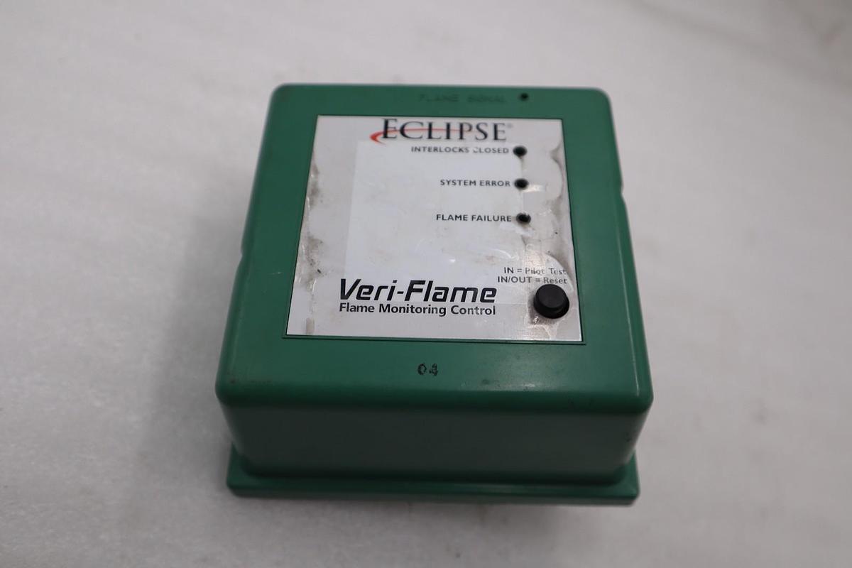Used ECLIPSE VERI-FLAME 5602 VF560233AA FLAME MONITORING CONTROL STOCK H1174