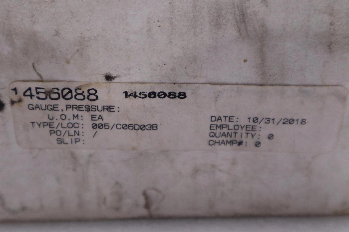 Used NEW Dwyer Magnehelic 190943-00 Flex-Kleen Pressure Gauge 0-15” H2O #H829A