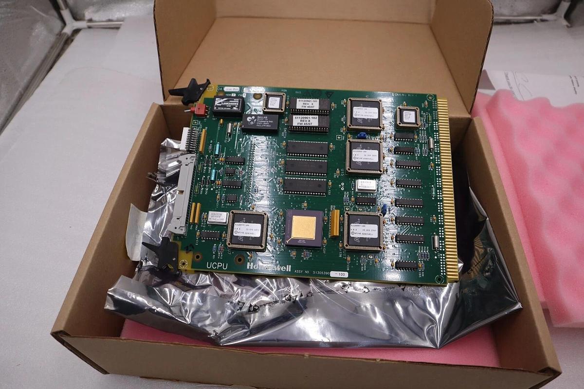 NEW Honeywell Card 51305390-100 UCPU KIT STOCK G14