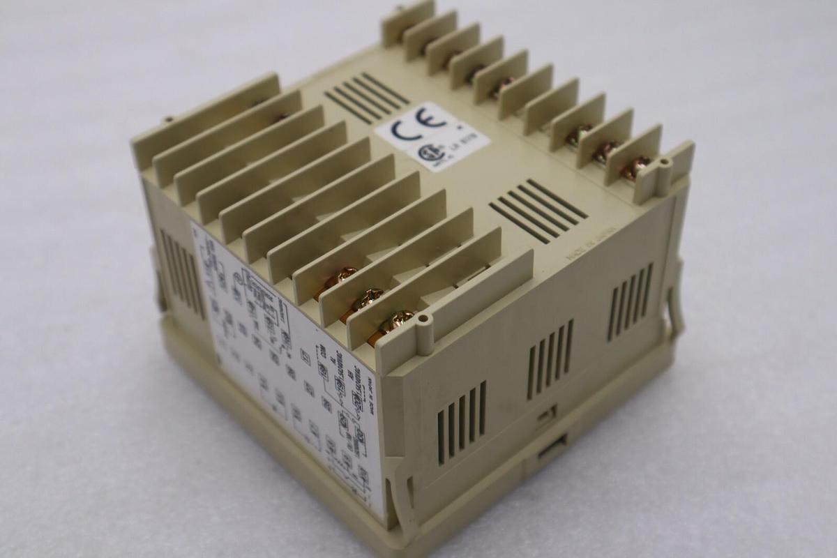 Used Shimaden SR63-2I1-90-0340C Temperature Controller STOCK 5519