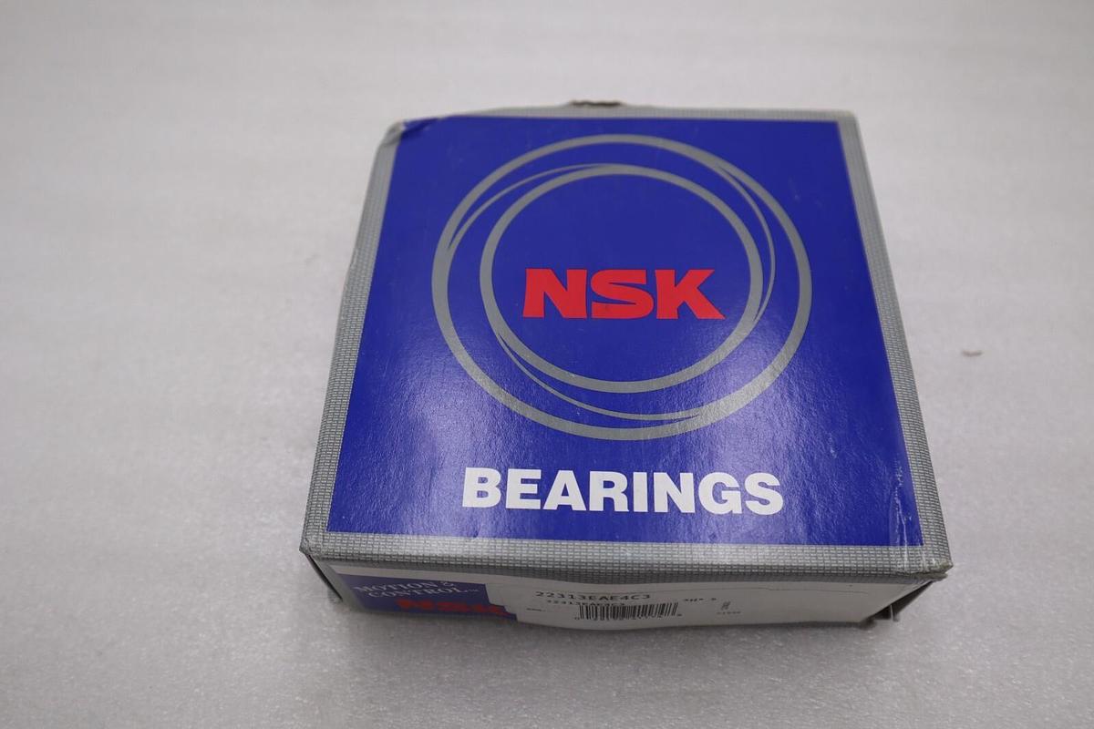NEW NSK 22313EAE4C3 ROLLER BEARING STOCK B-3015