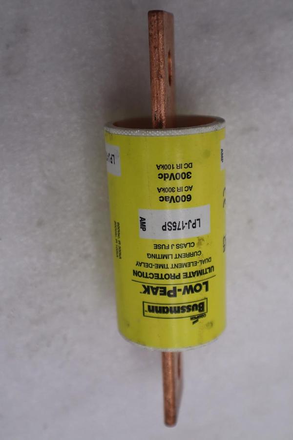 LOT OF 2 - Bussmann - LPJ-175SP - Eaton Fuse Class J - NEW - STOCK 4947A