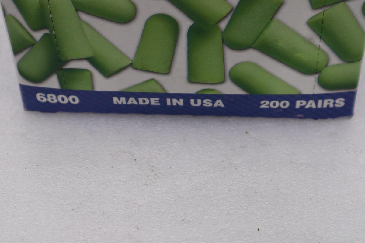 Moldex Pura Fit 6800 Earplugs Uncorded 200/Box NRR 33 STOCK H955