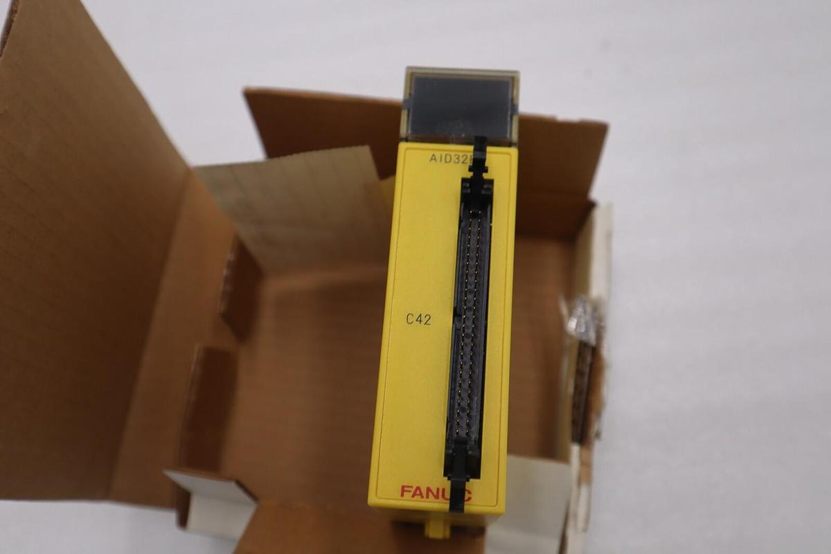 Used NEW OPEN BOX GE FANUC A03B-0807-C110 AID32E2 STOCK 611-D