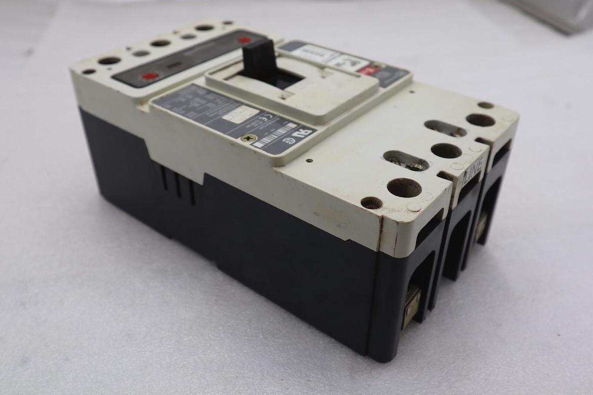 Used CUTLER-HAMMER HM2P400X5WS10 MOTOR CIRCUIT PROTECTOR SERIES C 600VAC STOCK #3220