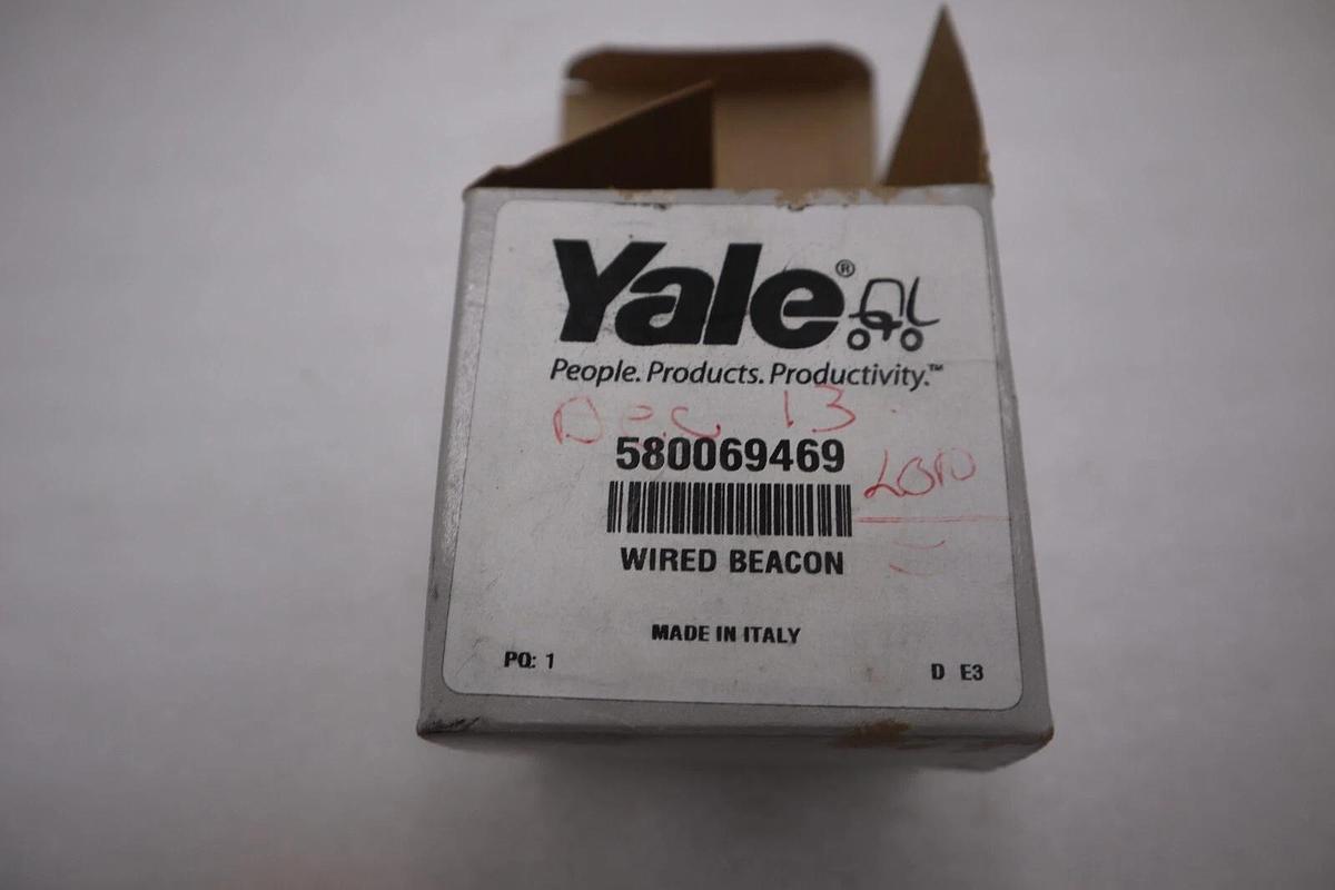 Used NEW Yale 580069469 Strobe Light STOCK G901A