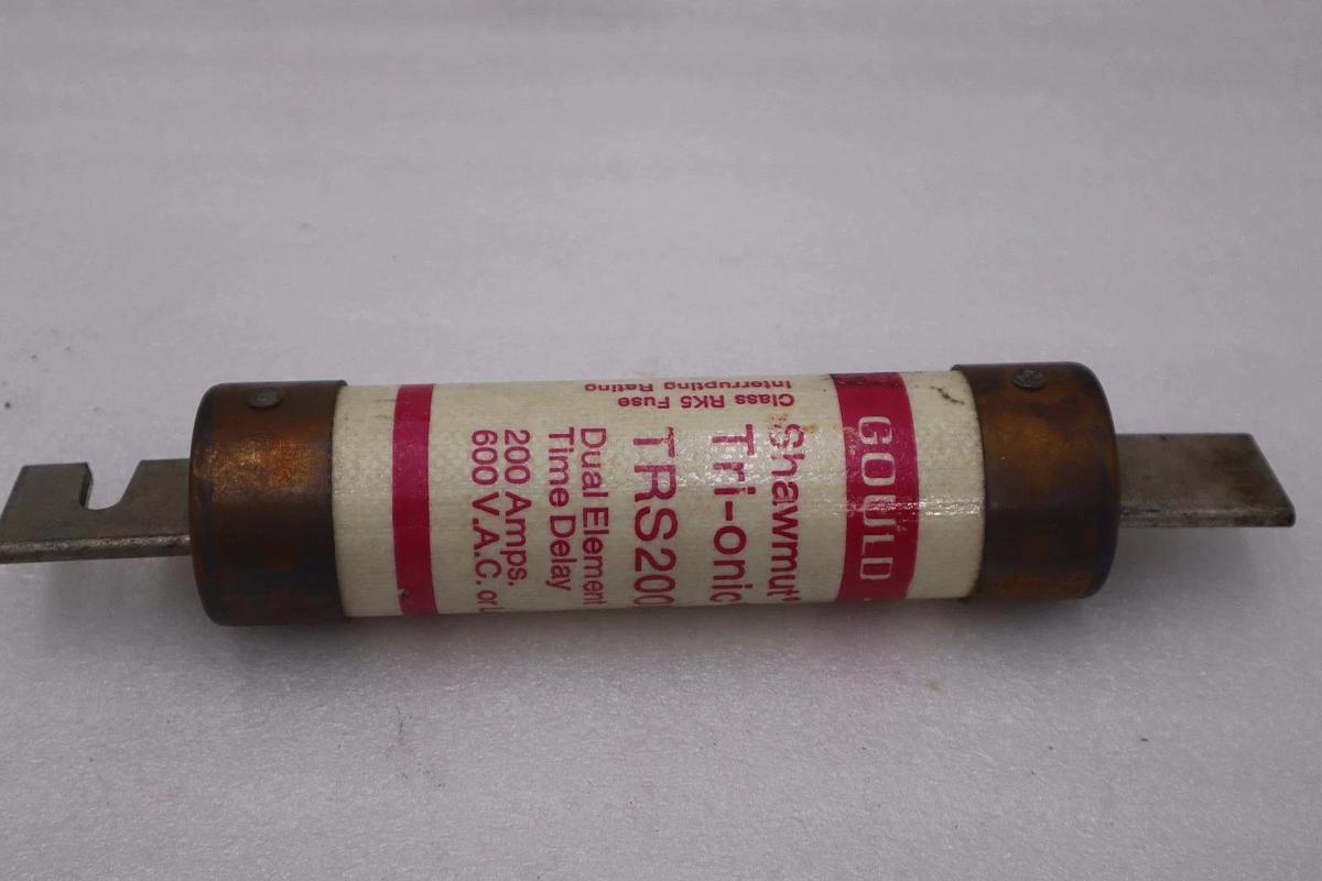 LOT OF 3 - Mersen Ferraz Shawmut TRS200R Class RK5 Fuse - STOCK H-1690A