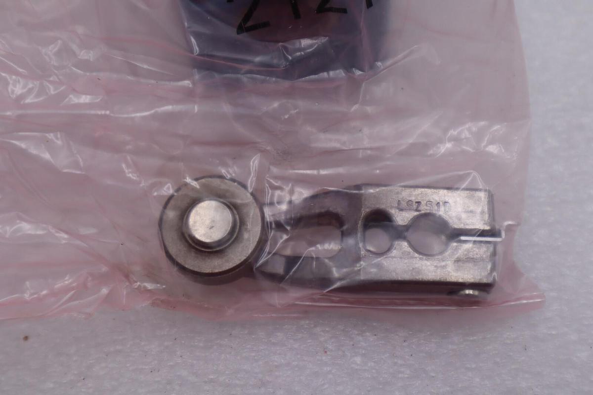 Used HONEYWELL LSZB1D SWITCH LIMIT ROLLER LEVER STOCK #K-2267
