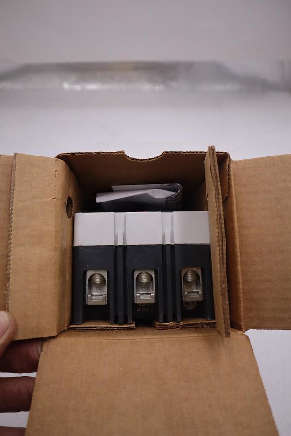 Used EATON CORPORATION HMCP150T4 NEW IN BOX MOTOR CIRCUIT BREAKER STOCK G53A