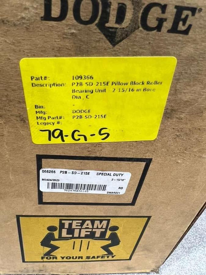 Used NEW DODGE 2-15/16" PILLOW BLOCK ROLLER BEARING / P2B-SD-215E / 066266 / 2-BOLT