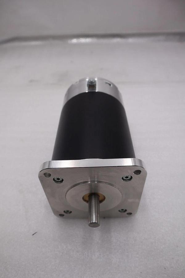 NEW OPEN BOX - Ametek MAE Stepper Motor HY200 3450 0700 EX04 STOCK 2463C