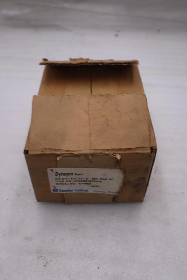 NEW OPEN BOX DYNAPAR HR62501200240 / HR62501200240 ENCODER STK K38C