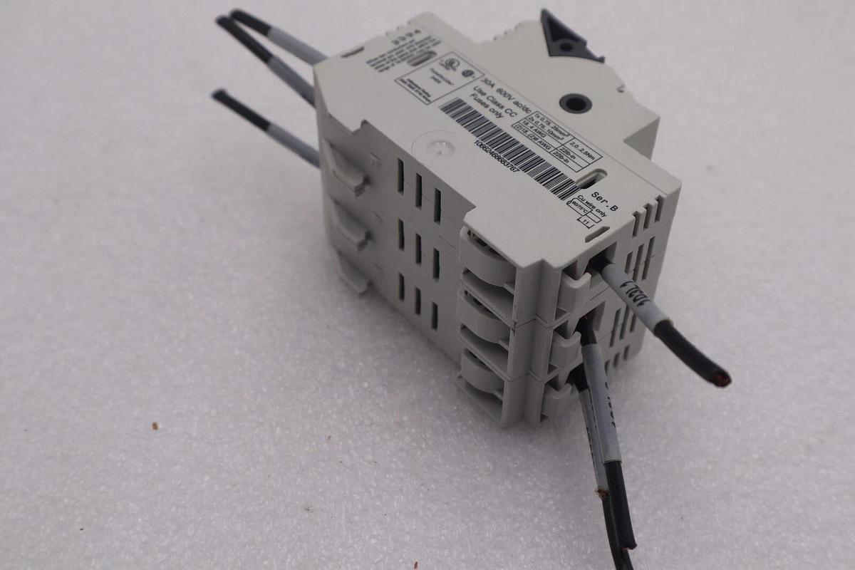 Used ALLEN-BRADLEY 1492-FB3C30 SERIES B 30A 600V CLASS CC FUSE HOLDER STOCK #K-579A