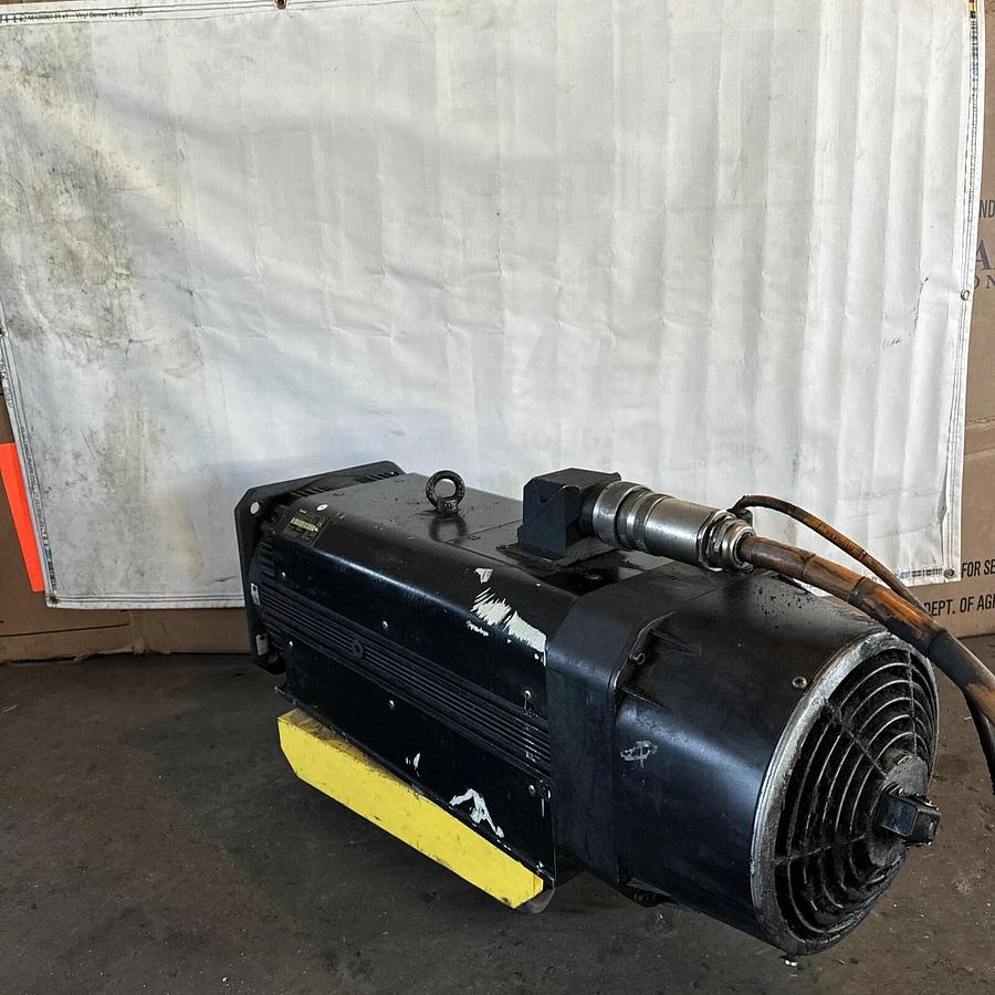 Used Rexroth R911309391 Servo Induction Motor MAD130D-0100-SA-S0-BQ1-35-N1 #HP127