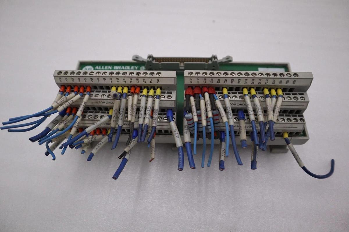 Used ALLEN BRADLEY 1492-IFM40F-3 WIRING SYSTEMS MODULES STOCK 2409A