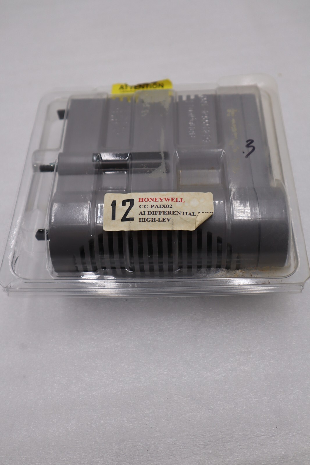 NEW IN BOX Honeywell CC-PAIX02/ 51405038-475 Analog Input Module STOCK G198A