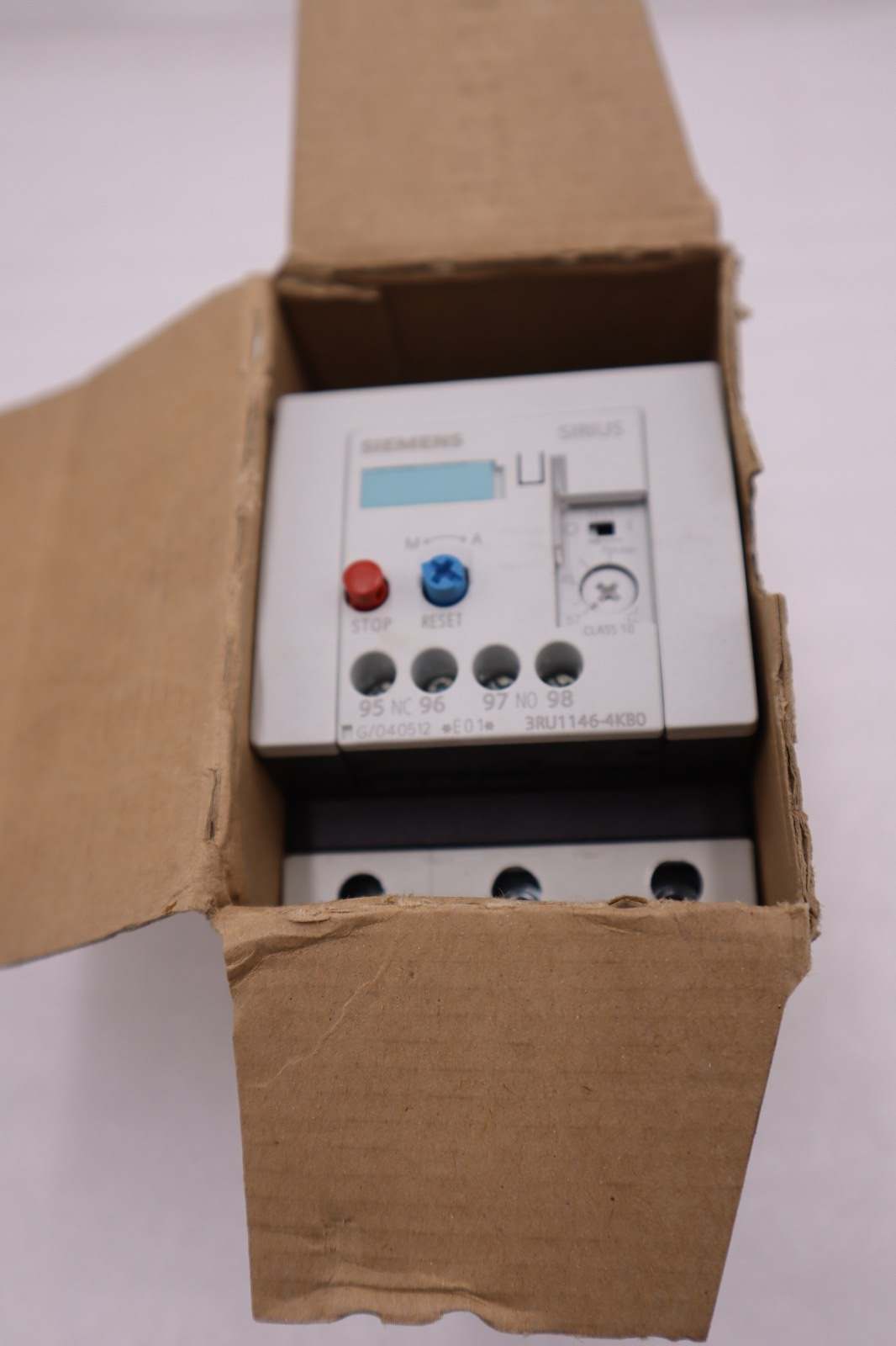 SIEMENS 3RU1146-4KB0 OVERLOAD RELAY 57-75 AMP 1 NO/1 NC SCREW TERMINAL H1048