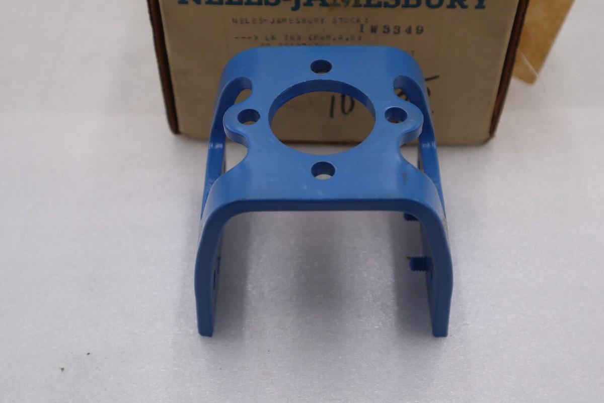 Used Neles-Jamesbury LK 763 Actuator Mounting Bracket Kit New Open Box #3577