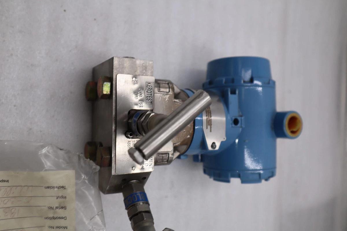 Refurbished ROSEMOUNT PRESSURE TRANSMITTER 3051CG4A02A1AS5M5 300PSI 0-300 - STOCK 3119CC