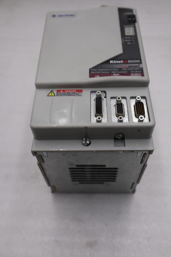 Used NEW Allen Bradley 2094-AC09-M02-S /A Kinetix 6000 Integrated Axis Module #SGF-15