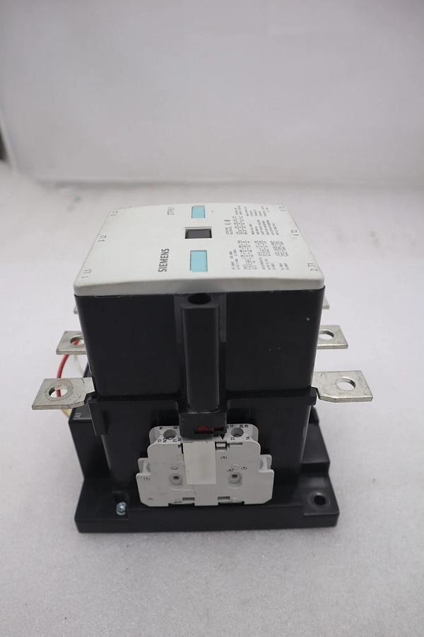 Used SIEMENS 3TF5122-0AG2 CONTACTOR SIZE 6 3-POLE AC-3 75KW 400/380V STOCK K-3834